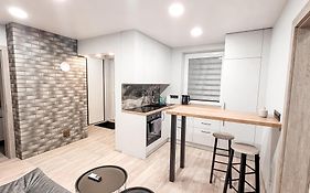 Butas Ant Ezero Kranto